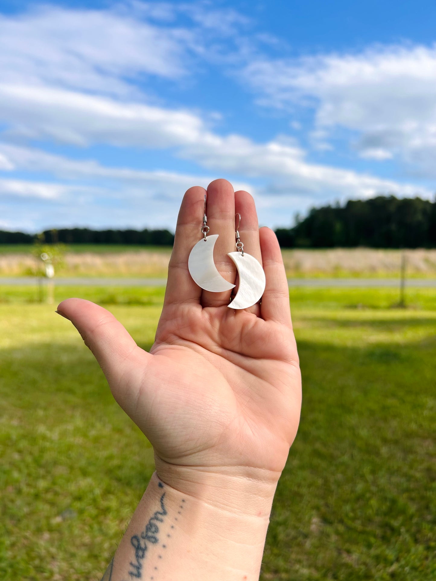 Mother of pearl moon earrings
