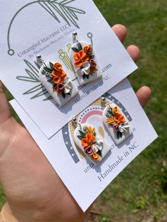 Flower arch earrings