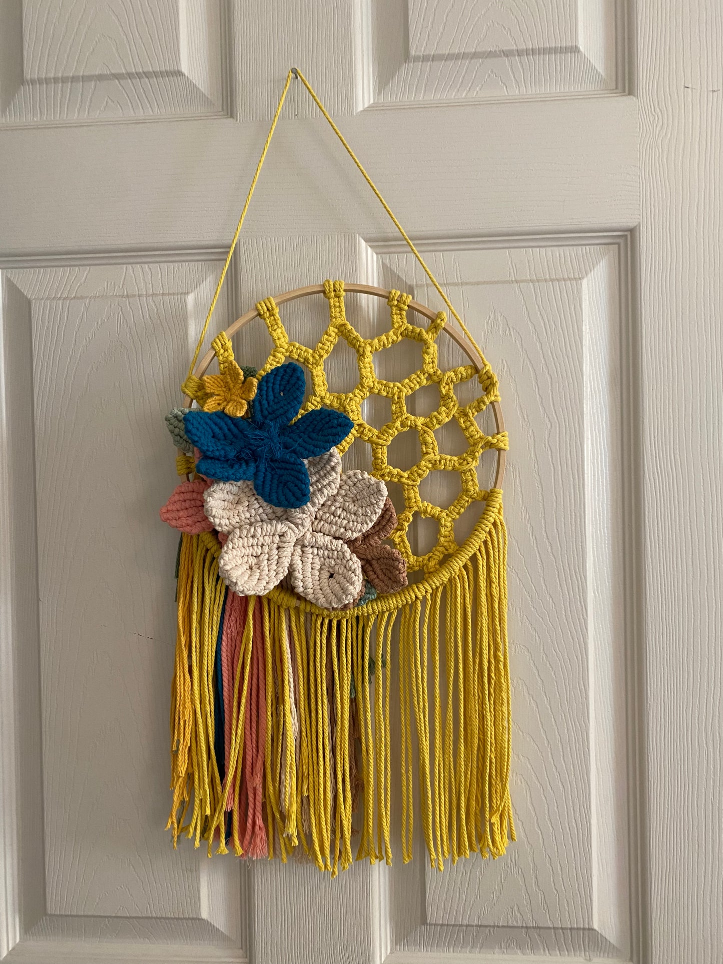 Macrame dream catcher with flowers