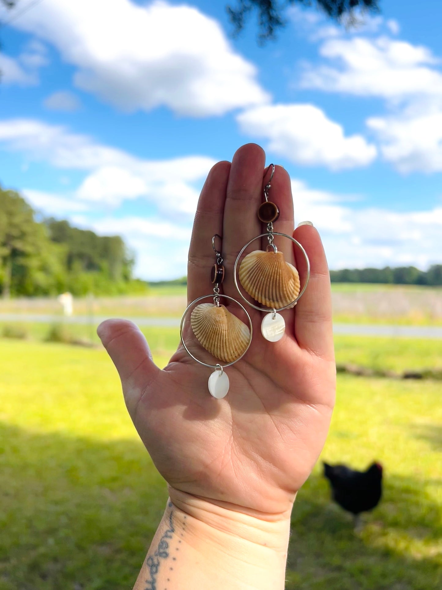 “She sells sea shells” earrings